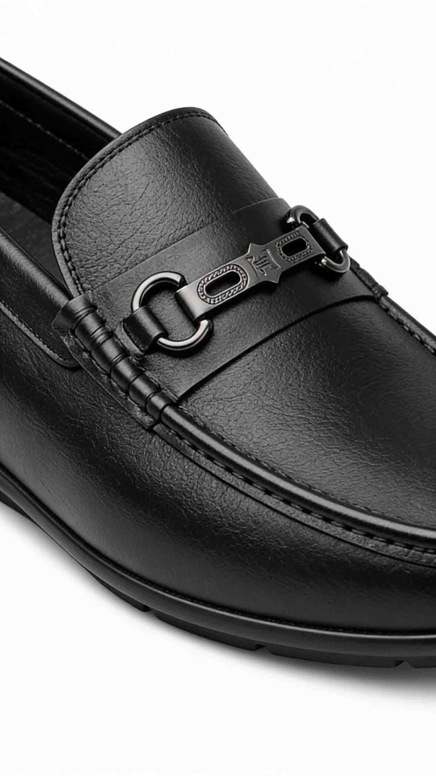Cách chọn giày tăng chiều cao nam đế cao su